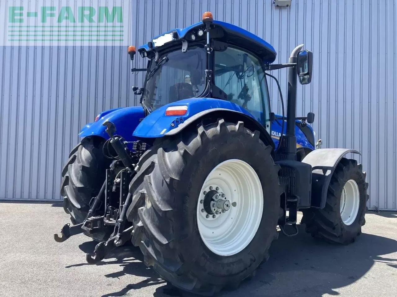 New Holland t7.270 auto command - Farm tractor: picture 5 New Holland t7.270 auto command - Farm tractor: picture 5