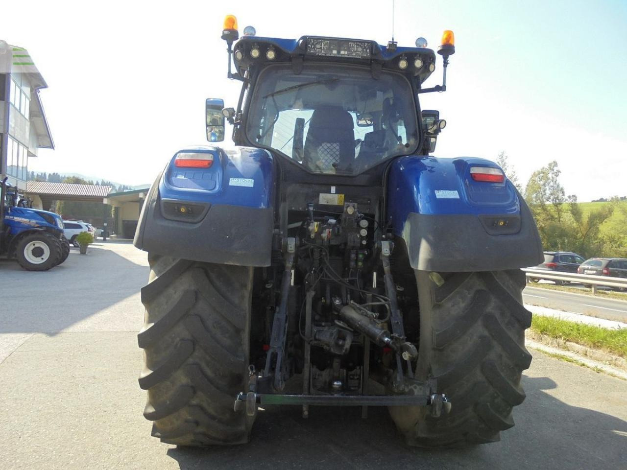 New Holland t7.315 - Farm tractor: picture 5 New Holland t7.315 - Farm tractor: picture 5