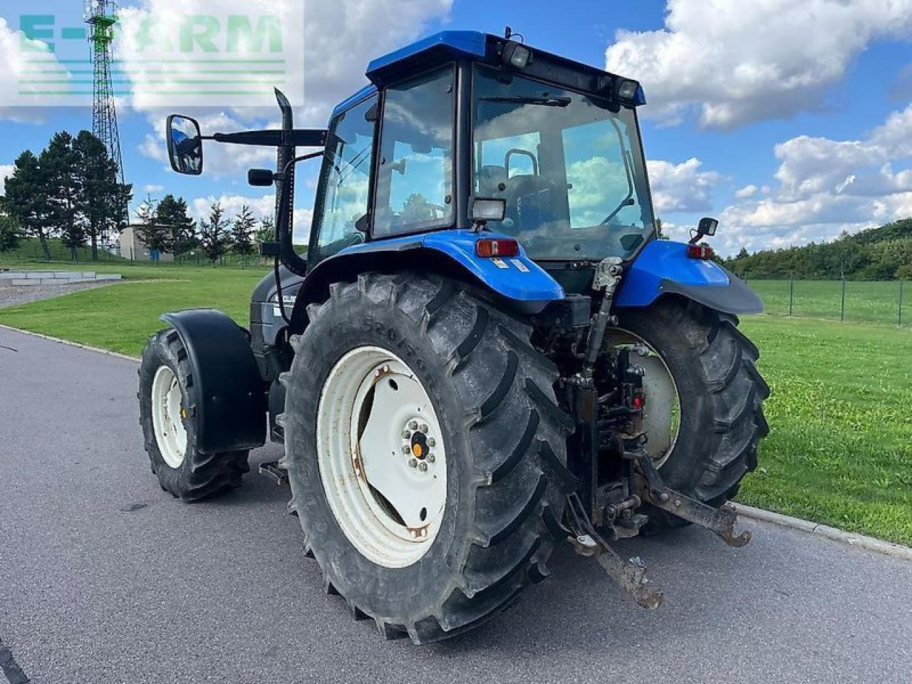 New Holland ts 115 - Farm tractor: picture 2 New Holland ts 115 - Farm tractor: picture 2