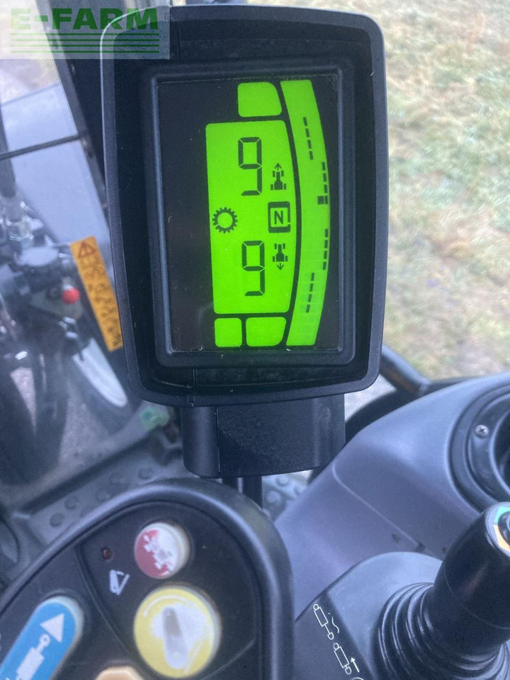 Farm tractor Steyr profi 4110: picture 15