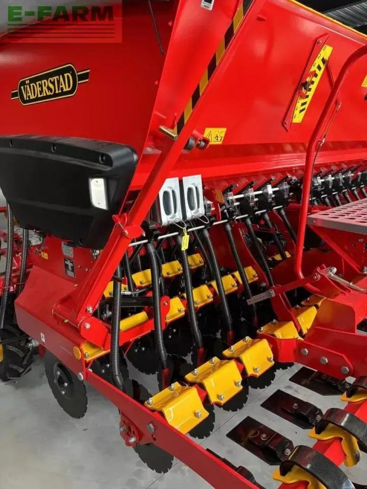 Combine seed drill Väderstad rapid 400c: picture 7