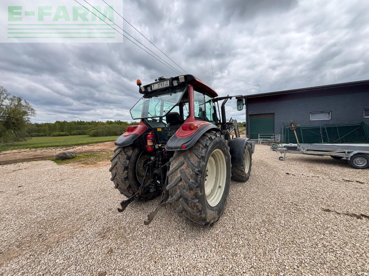 Valtra T130 - Farm tractor: picture 5 Valtra T130 - Farm tractor: picture 5