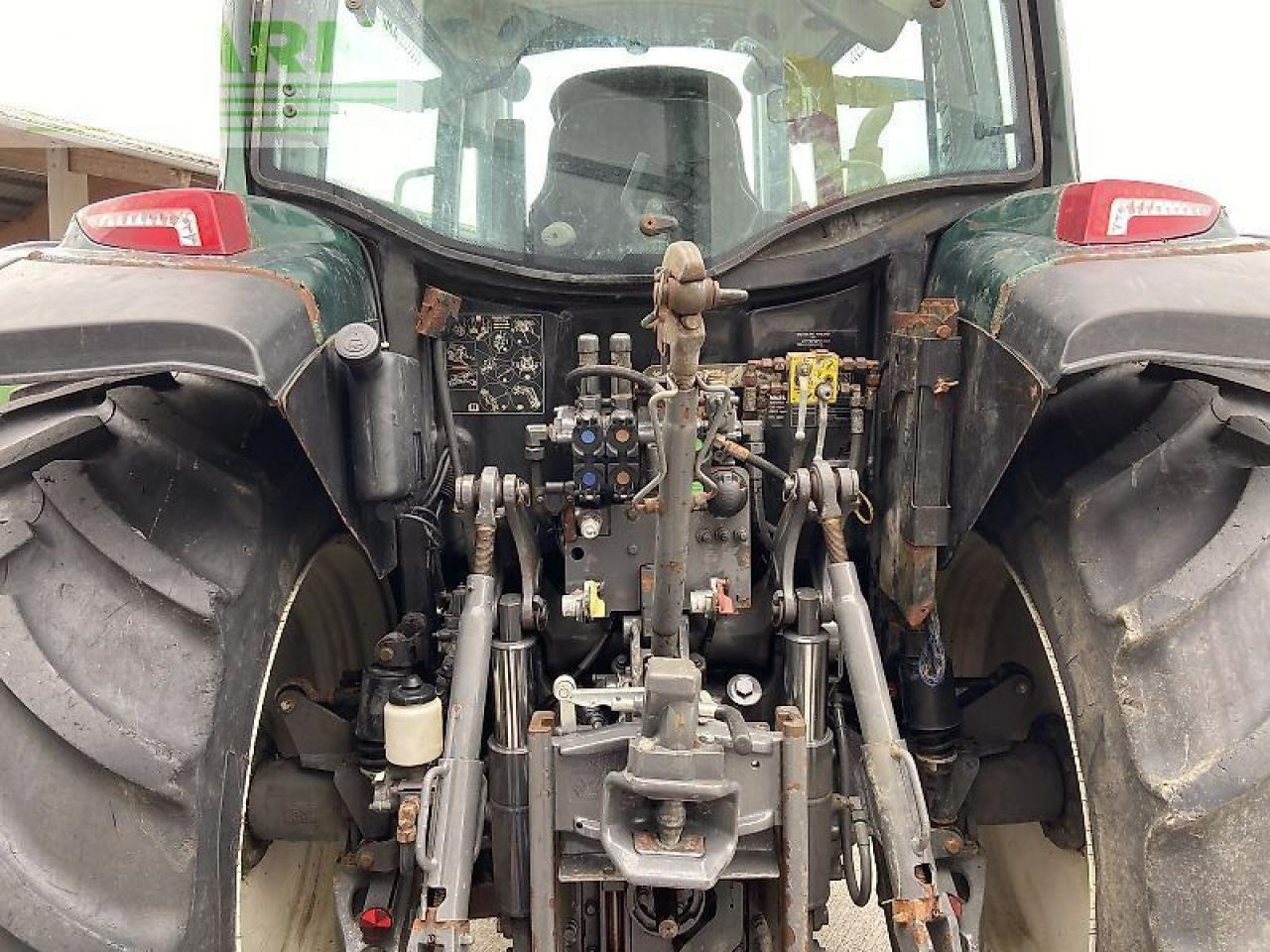 Farm tractor Valtra a 104: picture 8