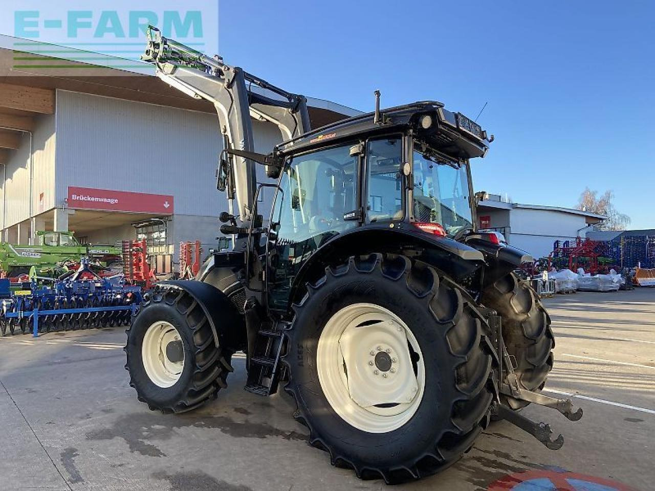 Farm tractor Valtra a 115: picture 8 Farm tractor Valtra a 115: picture 8