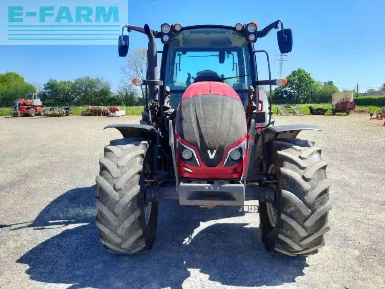 Valtra a114 - Farm tractor: picture 5 Valtra a114 - Farm tractor: picture 5