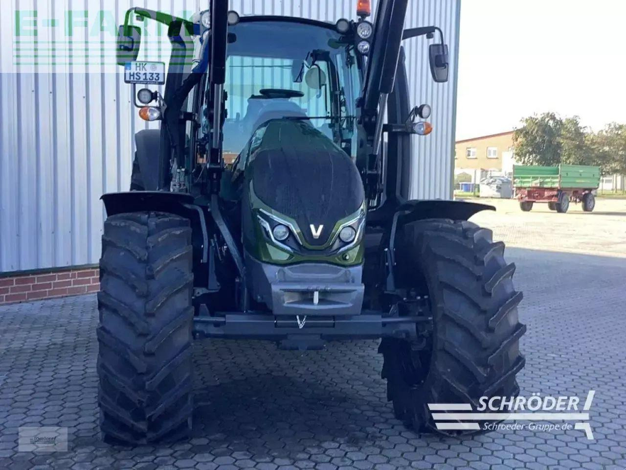 Valtra g 135 a - Farm tractor: picture 4 Valtra g 135 a - Farm tractor: picture 4