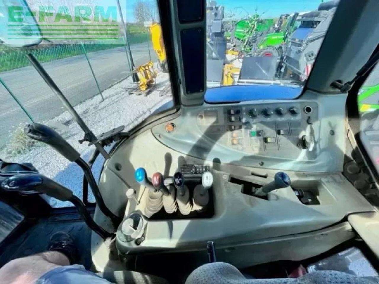 Valtra marque valtra - Farm tractor: picture 2 Valtra marque valtra - Farm tractor: picture 2