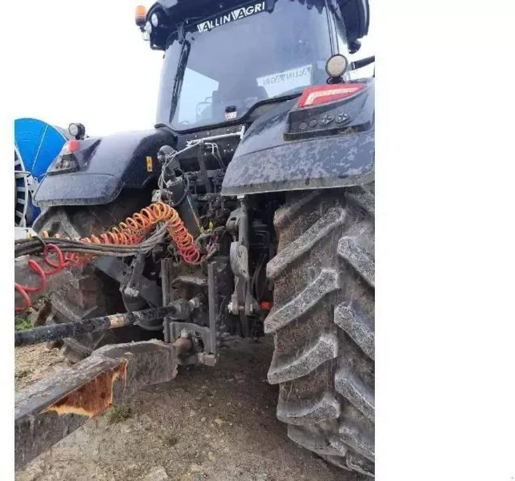 Valtra s374 - Farm tractor: picture 4 Valtra s374 - Farm tractor: picture 4