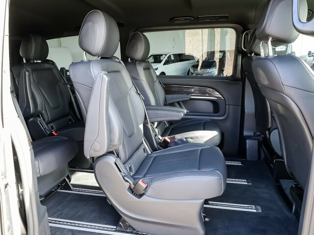 MERCEDES-BENZ EQV 300 Avantgarde,Extralang,6Sitzer,2xKlima,LED... - Passenger van, Electric van: picture 5 MERCEDES-BENZ EQV 300 Avantgarde,Extralang,6Sitzer,2xKlima,LED... - Passenger van, Electric van: picture 5