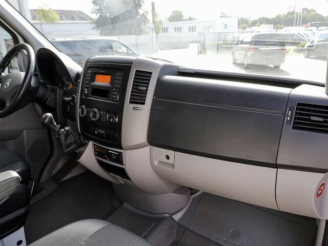 MERCEDES-BENZ Sprinter 316CDI DOKA,Allrad,AHK,TCO,Standhzg.... - Curtain side van, Combi van: picture 3 MERCEDES-BENZ Sprinter 316CDI DOKA,Allrad,AHK,TCO,Standhzg.... - Curtain side van, Combi van: picture 3