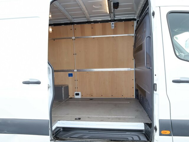 MERCEDES-BENZ Sprinter 317 CDI Kasten,L2H2,MBUX,Kamera - Panel van: picture 2 MERCEDES-BENZ Sprinter 317 CDI Kasten,L2H2,MBUX,Kamera - Panel van: picture 2