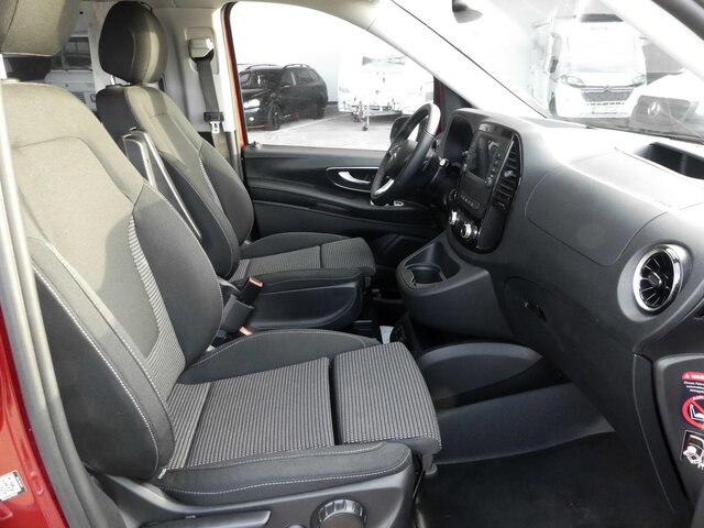 MERCEDES-BENZ V 220 Marco Polo Activity Edition,AHK,Markise - Minibus, Passenger van: picture 4 MERCEDES-BENZ V 220 Marco Polo Activity Edition,AHK,Markise - Minibus, Passenger van: picture 4