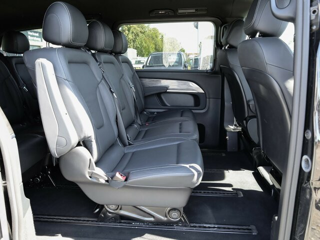 MERCEDES-BENZ V 300 Avantgarde Extralang,2xSchiebetür elektr. - Minibus, Passenger van: picture 5 MERCEDES-BENZ V 300 Avantgarde Extralang,2xSchiebetür elektr. - Minibus, Passenger van: picture 5