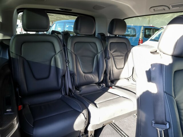 MERCEDES-BENZ V 300 Avantgarde Extralang,Allrad,2Schiebetüren... - Passenger van: picture 4 MERCEDES-BENZ V 300 Avantgarde Extralang,Allrad,2Schiebetüren... - Passenger van: picture 4