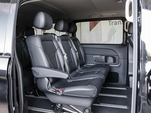 MERCEDES-BENZ V 300 Edition Extralang,2Schiebetür el.,8Sitzer - Minibus, Passenger van: picture 4 MERCEDES-BENZ V 300 Edition Extralang,2Schiebetür el.,8Sitzer - Minibus, Passenger van: picture 4