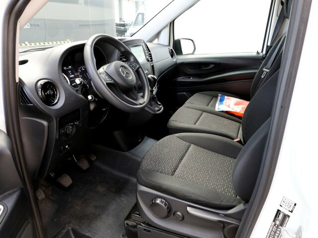 MERCEDES-BENZ Vito 114 Mixto,6 Sitzer,Klima,Navi,Tempomat... - Small van: picture 2 MERCEDES-BENZ Vito 114 Mixto,6 Sitzer,Klima,Navi,Tempomat... - Small van: picture 2
