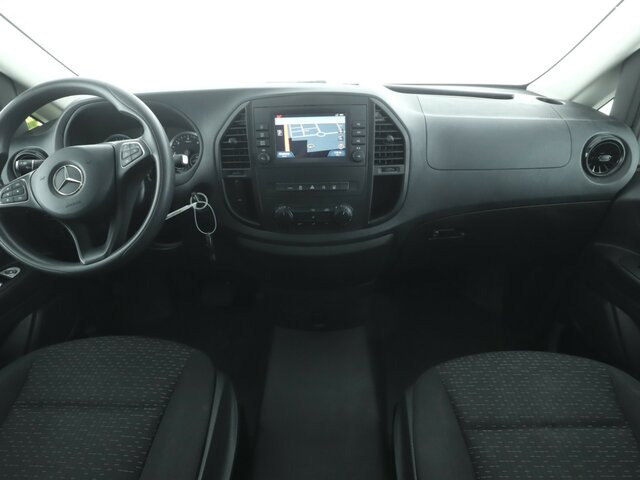 MERCEDES-BENZ Vito 114 TourerPro,lang,Automatik,8Sitze,Kamera... - Passenger van: picture 2 MERCEDES-BENZ Vito 114 TourerPro,lang,Automatik,8Sitze,Kamera... - Passenger van: picture 2