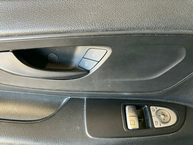 Minibus, Passenger van MERCEDES-BENZ Vito 116 TourerPro,lang,Allrad,8Sitze,Automatik...: picture 6 Minibus, Passenger van MERCEDES-BENZ Vito 116 TourerPro,lang,Allrad,8Sitze,Automatik...: picture 6