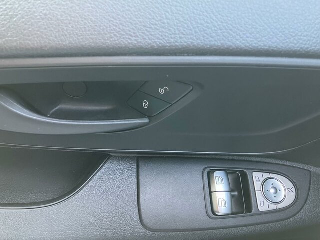 MERCEDES-BENZ Vito 116TourerPro ,Extralang,2xKlima,Kamera,AHK - Minibus, Passenger van: picture 5 MERCEDES-BENZ Vito 116TourerPro ,Extralang,2xKlima,Kamera,AHK - Minibus, Passenger van: picture 5