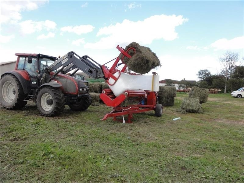 Pomi Wrap 200 - Bale wrapper: picture 3 Pomi Wrap 200 - Bale wrapper: picture 3