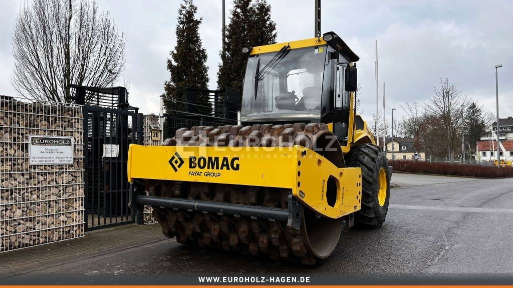 Bomag Stachelwalze BW 213 PDH-5, Schnellgang, Walzenzug  - Compactor: picture 5 Bomag Stachelwalze BW 213 PDH-5, Schnellgang, Walzenzug  - Compactor: picture 5