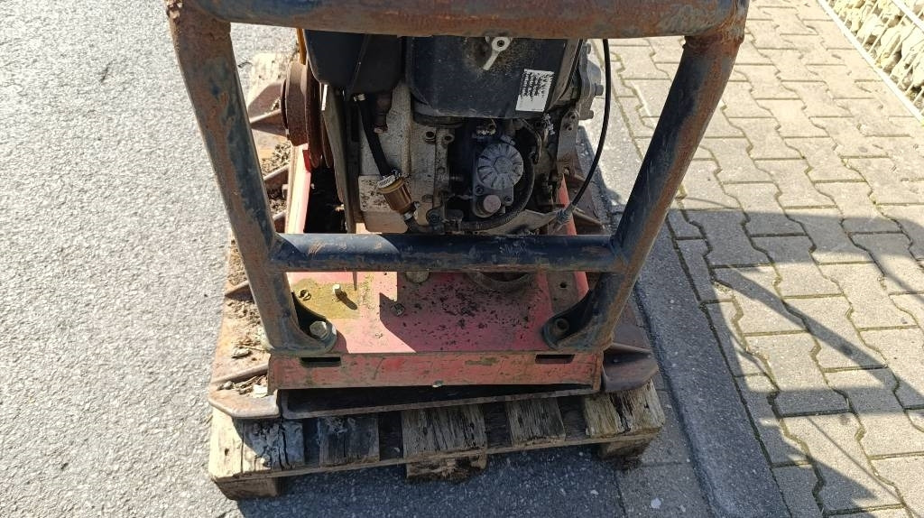 Dynapac LG 500 Rüttelplatte Motor defekt, Ersatzteilquelle - Vibratory plate: picture 4 Dynapac LG 500 Rüttelplatte Motor defekt, Ersatzteilquelle - Vibratory plate: picture 4