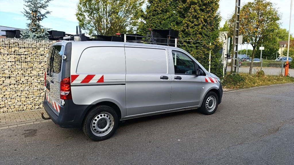 Mercedes-Benz Vito 114 CDI Allrad-Werkstattschränke-Standheizung  - Box van: picture 5 Mercedes-Benz Vito 114 CDI Allrad-Werkstattschränke-Standheizung  - Box van: picture 5