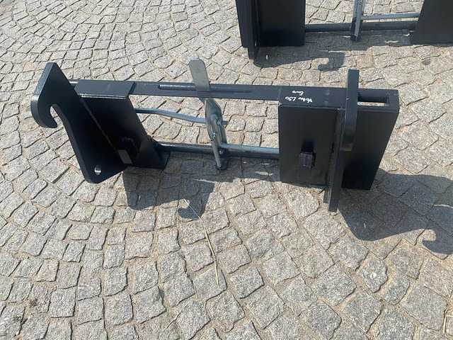 Big BIG Adapter Volvo L30 auf Euro Aufnahme - Attachment: picture 1 Big BIG Adapter Volvo L30 auf Euro Aufnahme - Attachment: picture 1