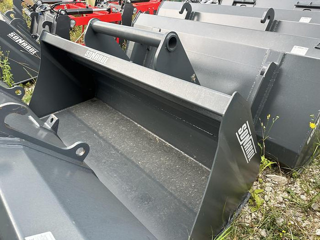 Big Schwergutschaufel 200 cm mit Bobcat Teleskoplader Aufnahme - Attachment: picture 5 Big Schwergutschaufel 200 cm mit Bobcat Teleskoplader Aufnahme - Attachment: picture 5