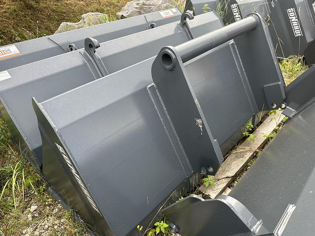 Big Schwergutschaufel 200 cm mit Bobcat Teleskoplader Aufnahme - Attachment: picture 3 Big Schwergutschaufel 200 cm mit Bobcat Teleskoplader Aufnahme - Attachment: picture 3