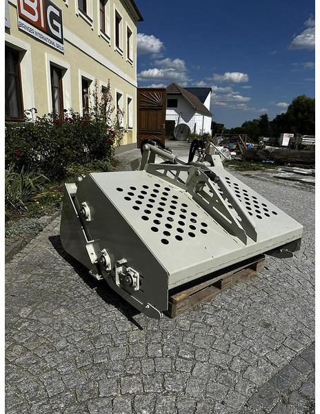 Cat Landscape Rake LR15 - Attachment: picture 1 Cat Landscape Rake LR15 - Attachment: picture 1