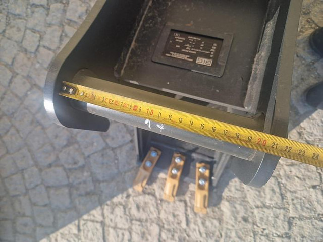 Big Tieflöffel 30 cm mit Lehnhoff MS03 Symblock Aufnahme - Bucket: picture 4 Big Tieflöffel 30 cm mit Lehnhoff MS03 Symblock Aufnahme - Bucket: picture 4