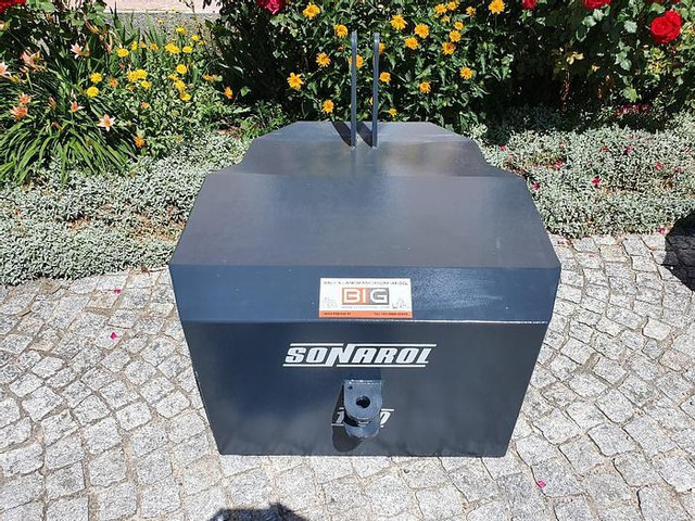 Frontgewicht 1000 kg - Counterweight: picture 1 Frontgewicht 1000 kg - Counterweight: picture 1