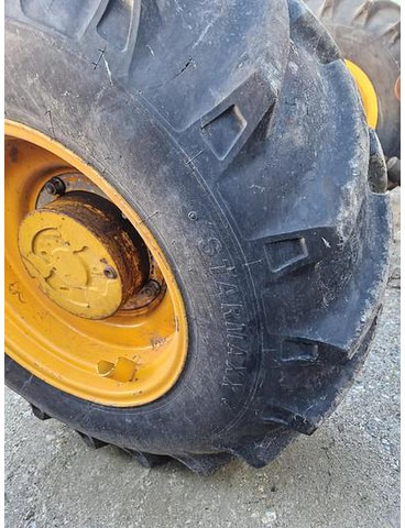 JCB Reifen Starmaxx 15.5/80-24 NEU - Spare parts: picture 1 JCB Reifen Starmaxx 15.5/80-24 NEU - Spare parts: picture 1