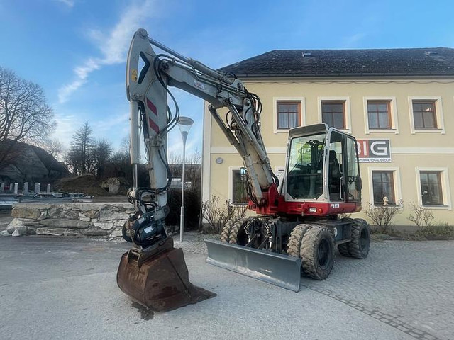 Takeuchi TB295W Mobilbagger - Excavator: picture 2 Takeuchi TB295W Mobilbagger - Excavator: picture 2