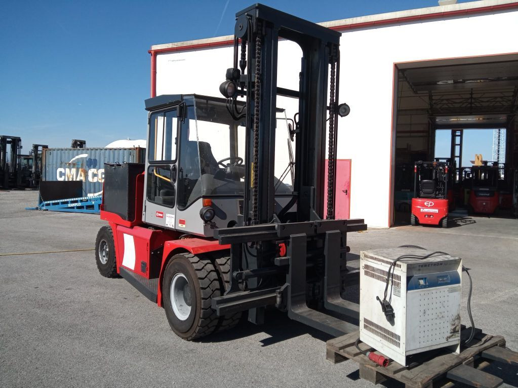 Kalmar ECE80-9 - Electric forklift: picture 4 Kalmar ECE80-9 - Electric forklift: picture 4