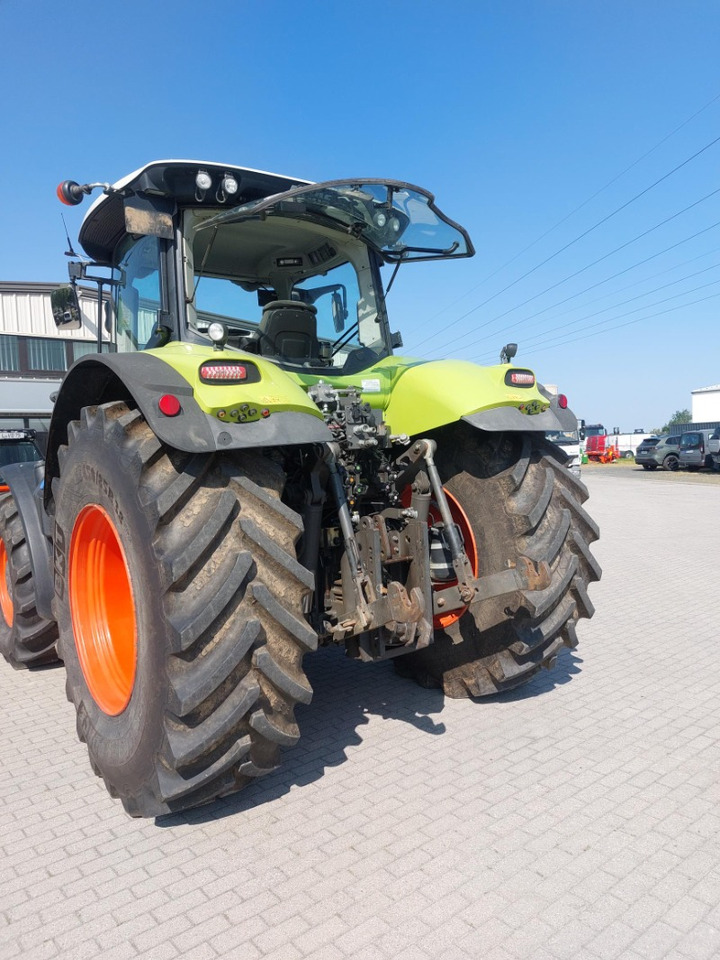 CLAAS Axion 850 - Farm tractor: picture 2 CLAAS Axion 850 - Farm tractor: picture 2
