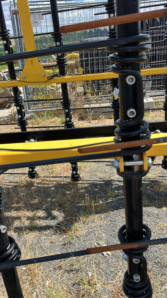Claydon Straw Harrow 7,5m - Fertilizing equipment: picture 2 Claydon Straw Harrow 7,5m - Fertilizing equipment: picture 2