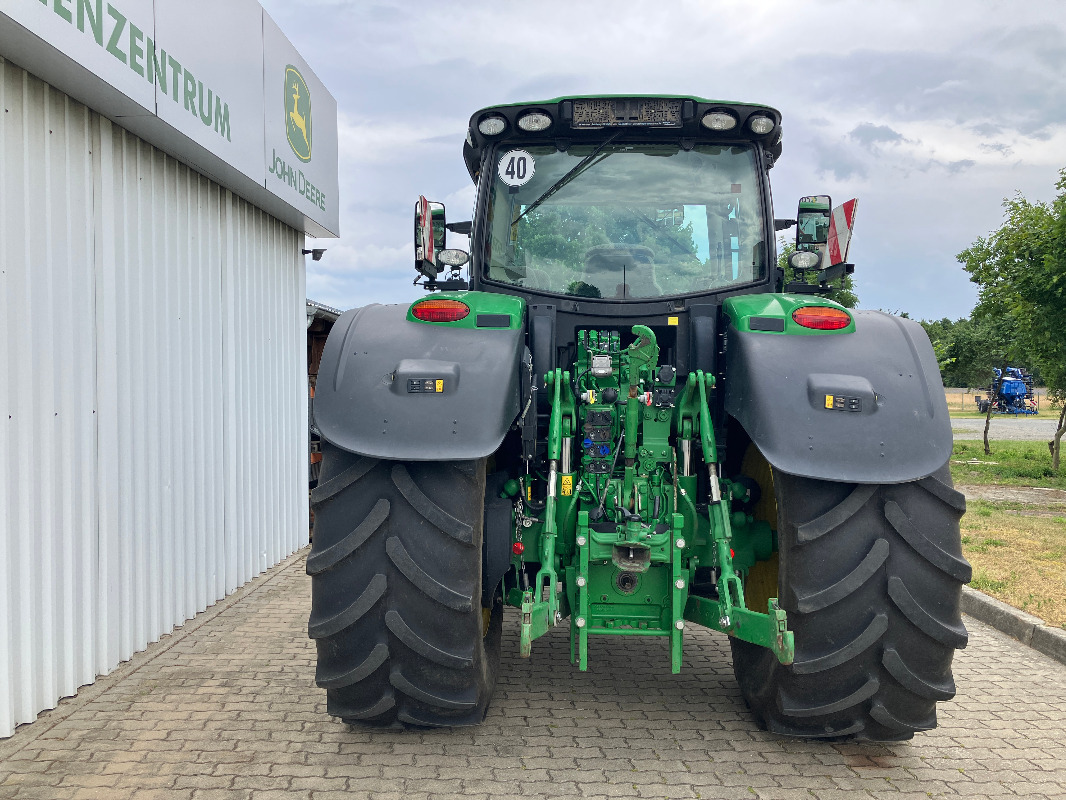 Farm tractor John Deere 6175R: picture 6
