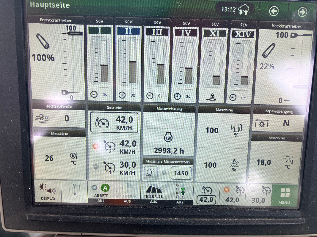 John Deere 6R185 - Farm tractor: picture 4 John Deere 6R185 - Farm tractor: picture 4