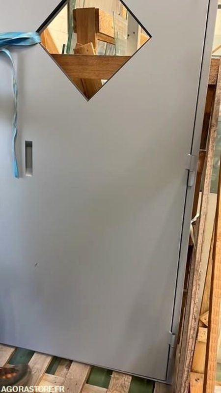 2 portes de service neuve et complete - Tool/ Equipment: picture 2 2 portes de service neuve et complete - Tool/ Equipment: picture 2