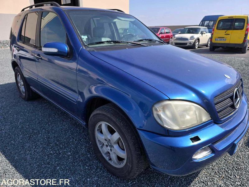 79210 MERCEDES ML 400 CDI BVA BI TURBO 4.00L 250 CH PEINTURE NEUVE 2025 - Car: picture 2 79210 MERCEDES ML 400 CDI BVA BI TURBO 4.00L 250 CH PEINTURE NEUVE 2025 - Car: picture 2