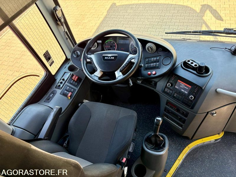 Leasing of AUTOCAR - MAN Lions Regio - 318.000km - EURO6 - Parc 114 - 2015 AUTOCAR - MAN Lions Regio - 318.000km - EURO6 - Parc 114 - 2015: picture 10 Leasing of AUTOCAR - MAN Lions Regio - 318.000km - EURO6 - Parc 114 - 2015 AUTOCAR - MAN Lions Regio - 318.000km - EURO6 - Parc 114 - 2015: picture 10