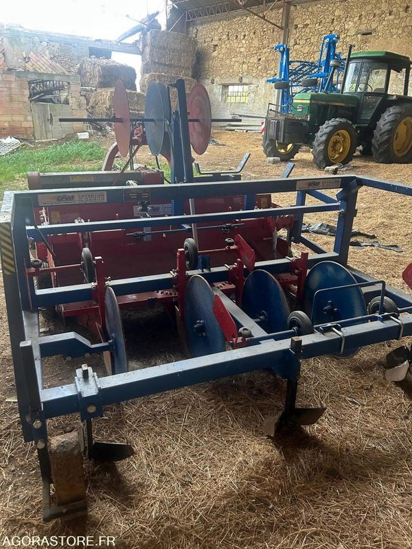 Enfouisseuse/butteuse massano type rotostone RSC185 GCB DID - Agricultural machinery: picture 3 Enfouisseuse/butteuse massano type rotostone RSC185 GCB DID - Agricultural machinery: picture 3