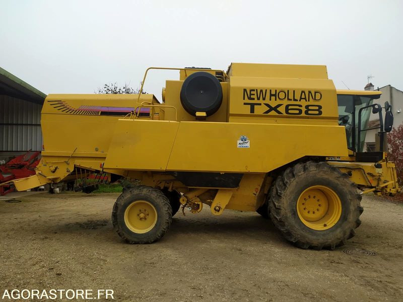 MOISSONNEUSE BATTEUSE NEW HOLLAND - 1997 - MOTEUR 4140H ET BATTEUR 5260H - Agricultural machinery: picture 1 MOISSONNEUSE BATTEUSE NEW HOLLAND - 1997 - MOTEUR 4140H ET BATTEUR 5260H - Agricultural machinery: picture 1
