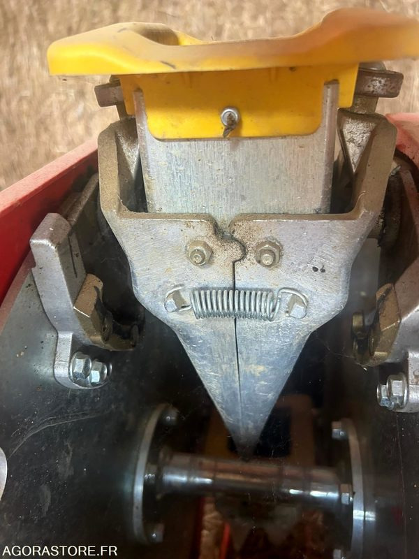 PLANTEUSE CHECCI&MAGLI - 2021 - TRES BON ETAT - Agricultural machinery: picture 5 PLANTEUSE CHECCI&MAGLI - 2021 - TRES BON ETAT - Agricultural machinery: picture 5