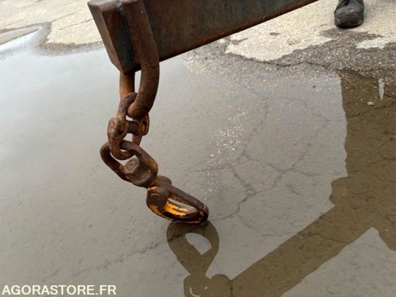 POTENCE TELESCOQPIQUE 6.00 M POUR FOURCHE - Attachment for Material handling equipment: picture 2 POTENCE TELESCOQPIQUE 6.00 M POUR FOURCHE - Attachment for Material handling equipment: picture 2
