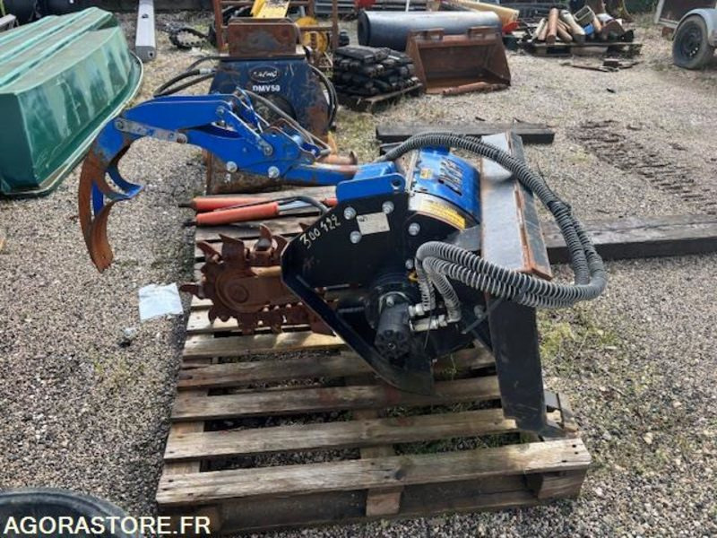 TRANCHEUSE - DIGGA - 2005 - Attachment for Construction machinery: picture 2 TRANCHEUSE - DIGGA - 2005 - Attachment for Construction machinery: picture 2