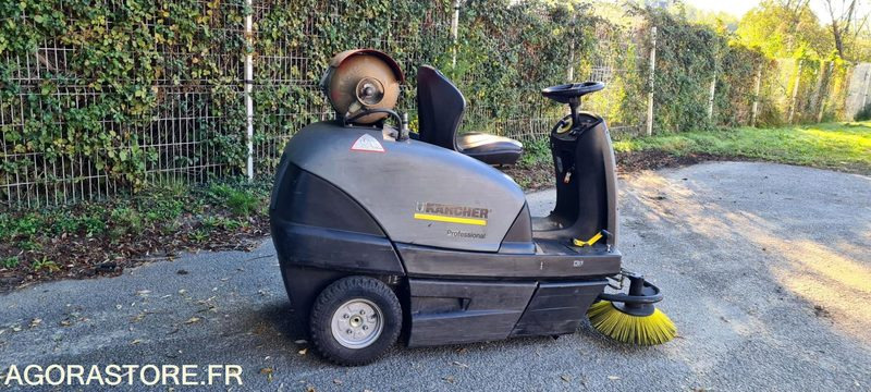 BALAYEUSE KARCHER - 2012 - 182 heures - Road sweeper: picture 2 BALAYEUSE KARCHER - 2012 - 182 heures - Road sweeper: picture 2