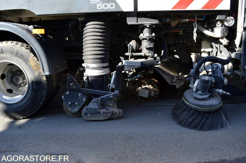 BALAYEUSE MERCEDES ATEGO 95000kms 2019 - Road sweeper: picture 4 BALAYEUSE MERCEDES ATEGO 95000kms 2019 - Road sweeper: picture 4